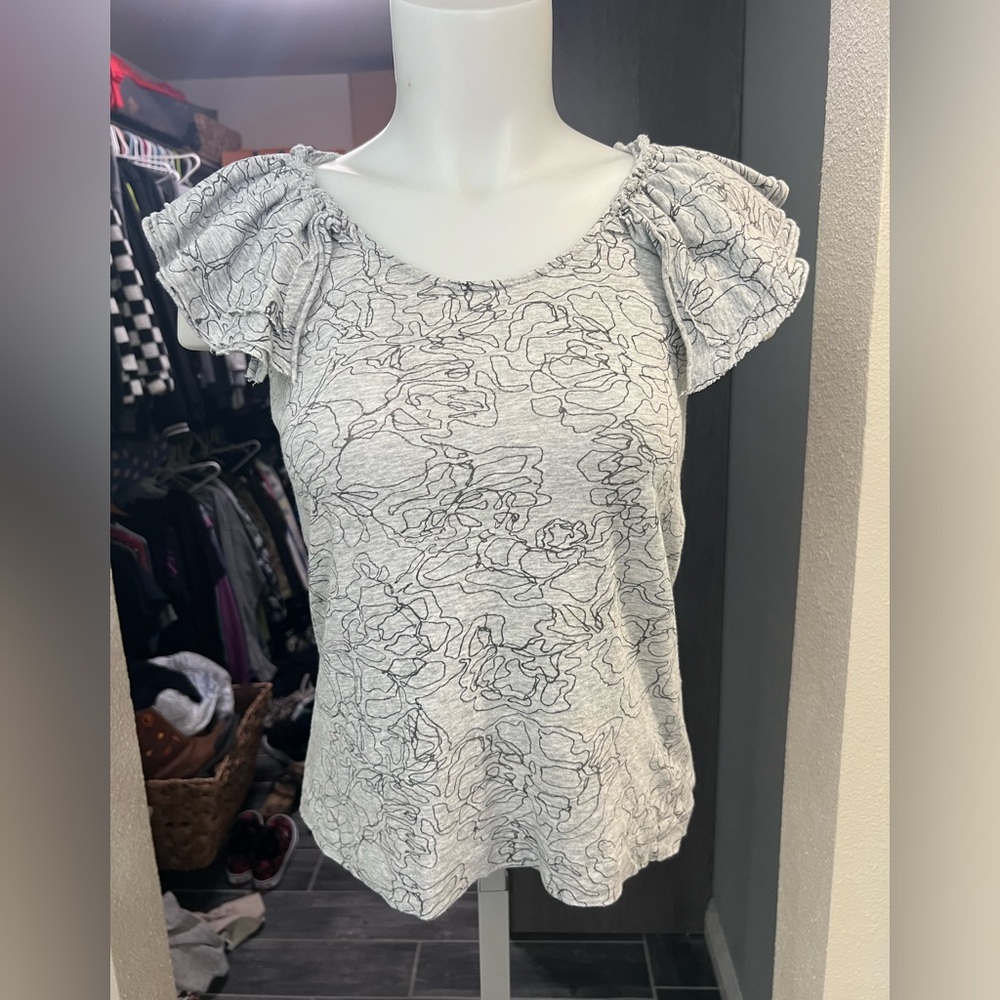 Juicy Couture Gray & Black Patterned Short Sleeve Top